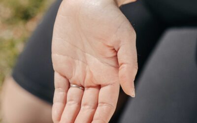 Signs of Carpal Tunnel Syndrome: When Hand Numbness Means Something More